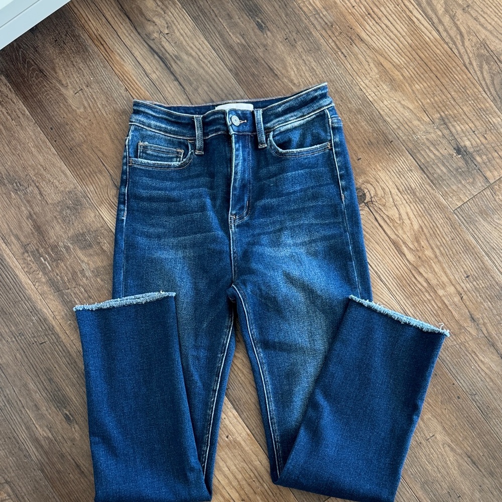 Classic Blue Ankle Jeans